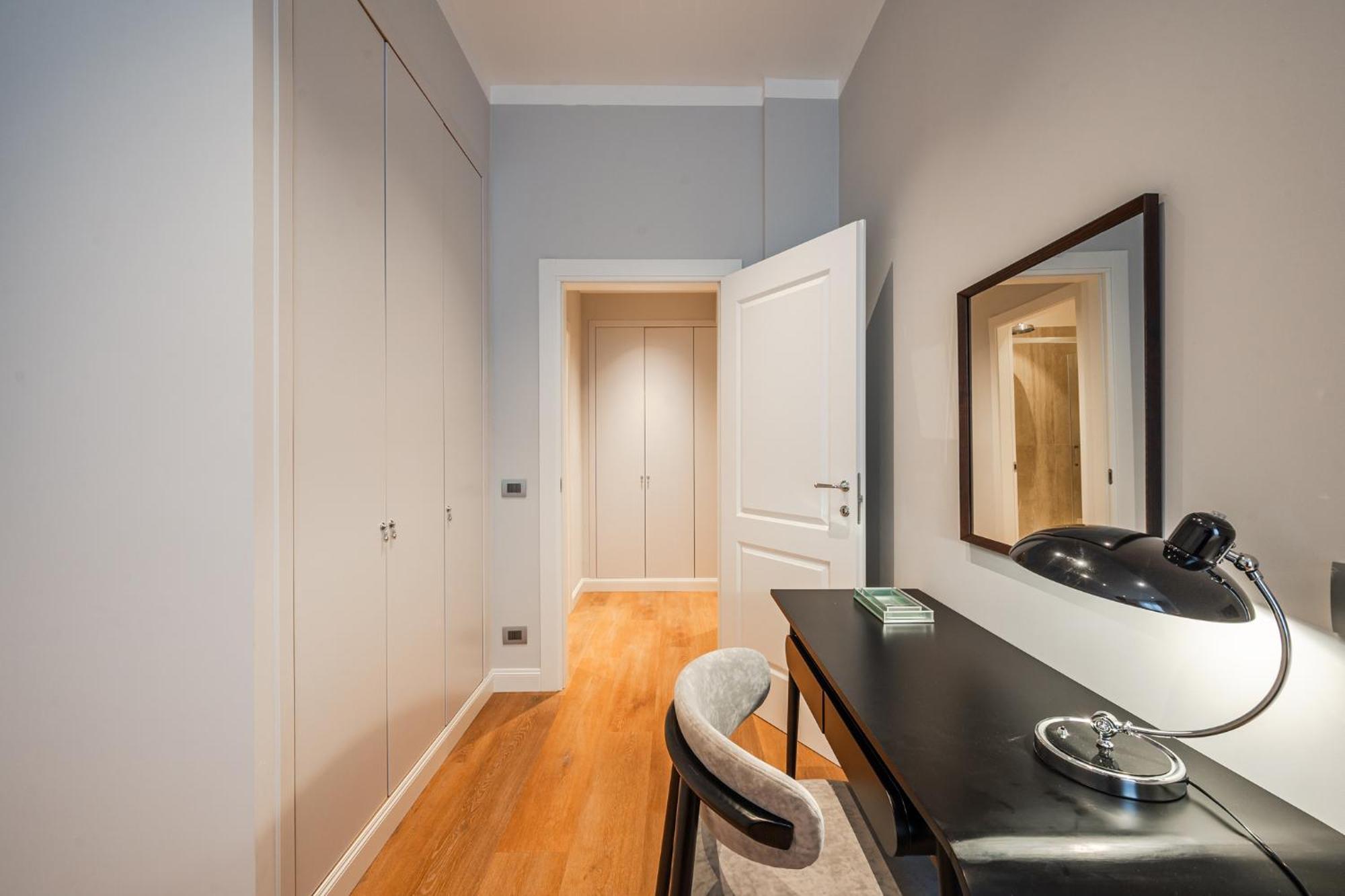 Apartment Deluxe Corso 14 With Duomo View Florence