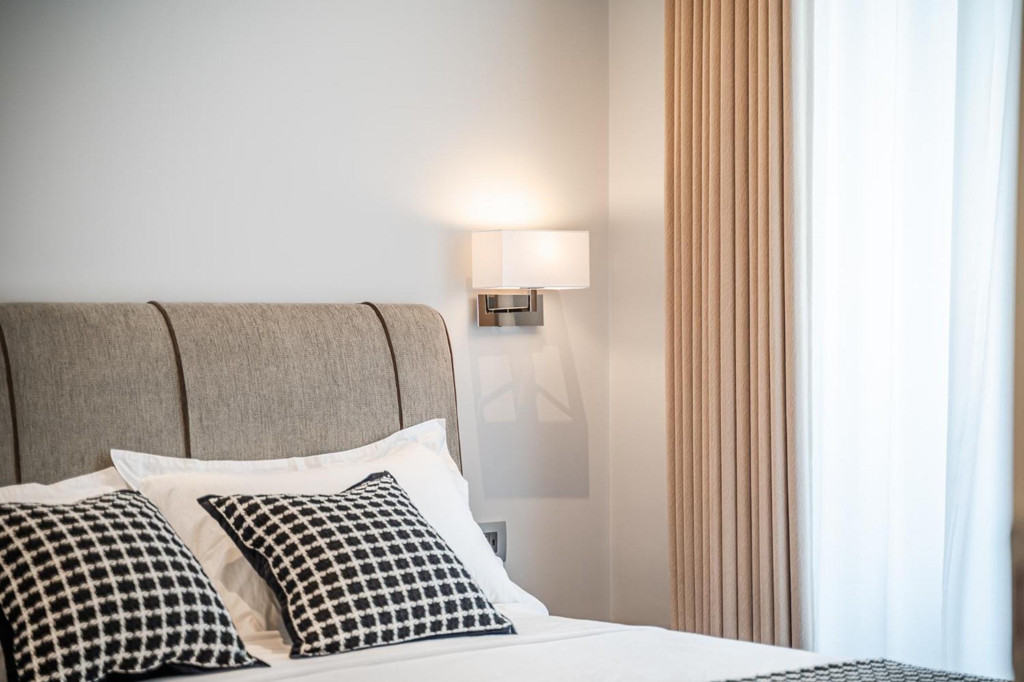 Apartment Deluxe Corso 14 With Duomo View *